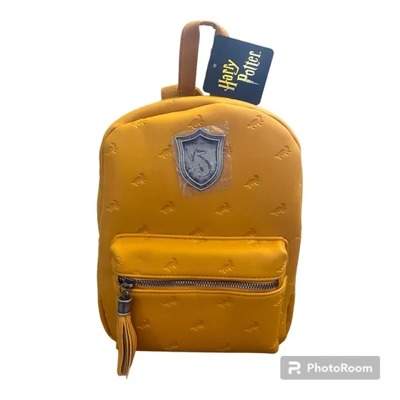 Harry Potter Hufflepuff Embossed Mini Backpack Harry Potter - Hufflepuff Glitter Mini Backpack | Elbenwald main image 2